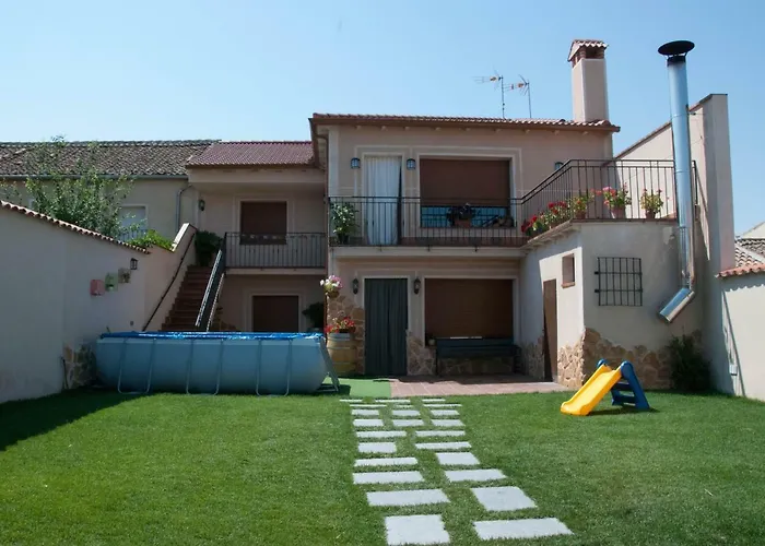 Tradicion Rural Sl Gospodarstwo wiejskie Nieva (Segovia)